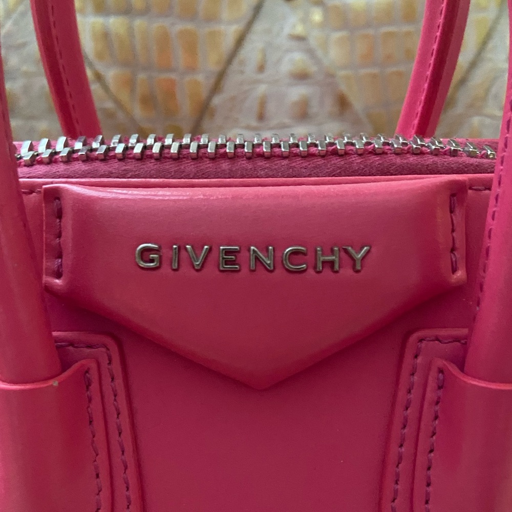 Givenchy Shiny Lord Calfskin Mini Antigona in Hot Pink - Picture 8 of 15